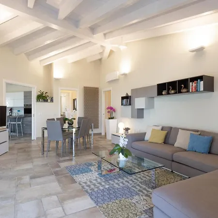 The Queen Villa *