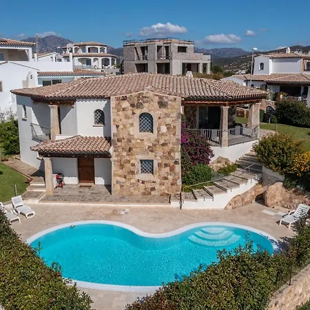 The Queen Villa *